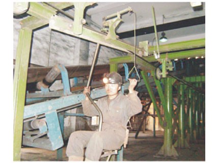 静态上、下车装置