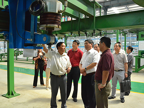 国家煤监局科技装备司副司长弯效杰我公司考察指导工作