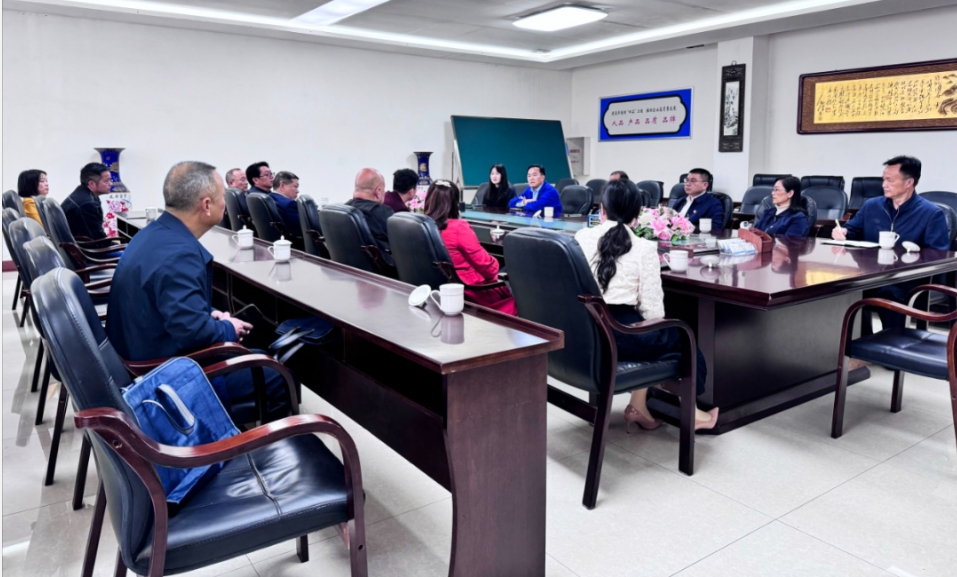 市人大常委领导一行莅临我司