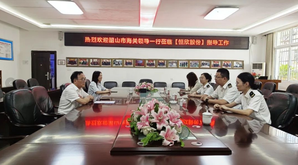 韶山海关助力我司单轨吊出口欧洲